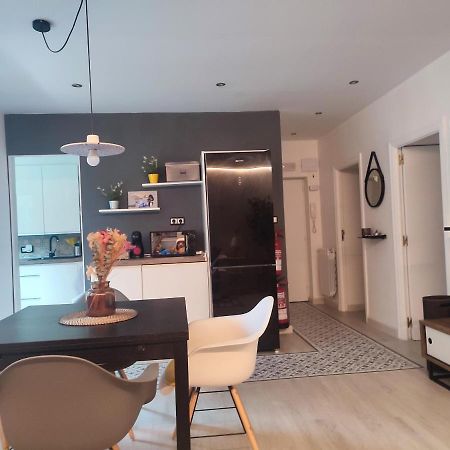 Beach Accommodation Apartment Сан Себастиан Екстериор снимка