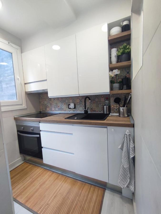 Beach Accommodation Apartment Сан Себастиан Екстериор снимка