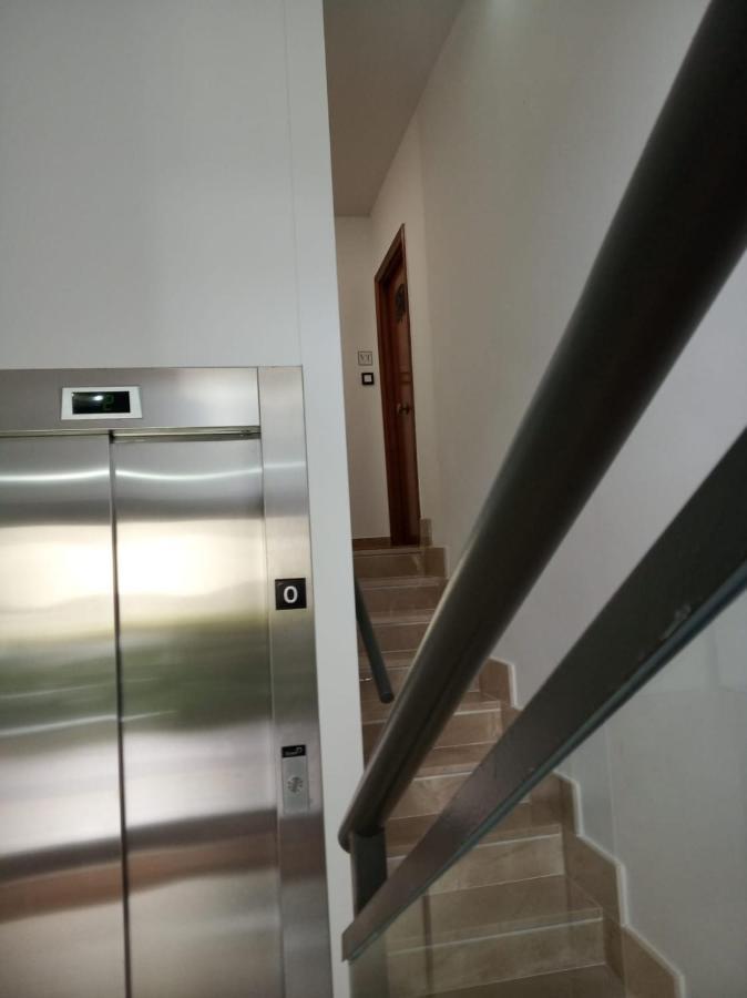 Beach Accommodation Apartment Сан Себастиан Екстериор снимка