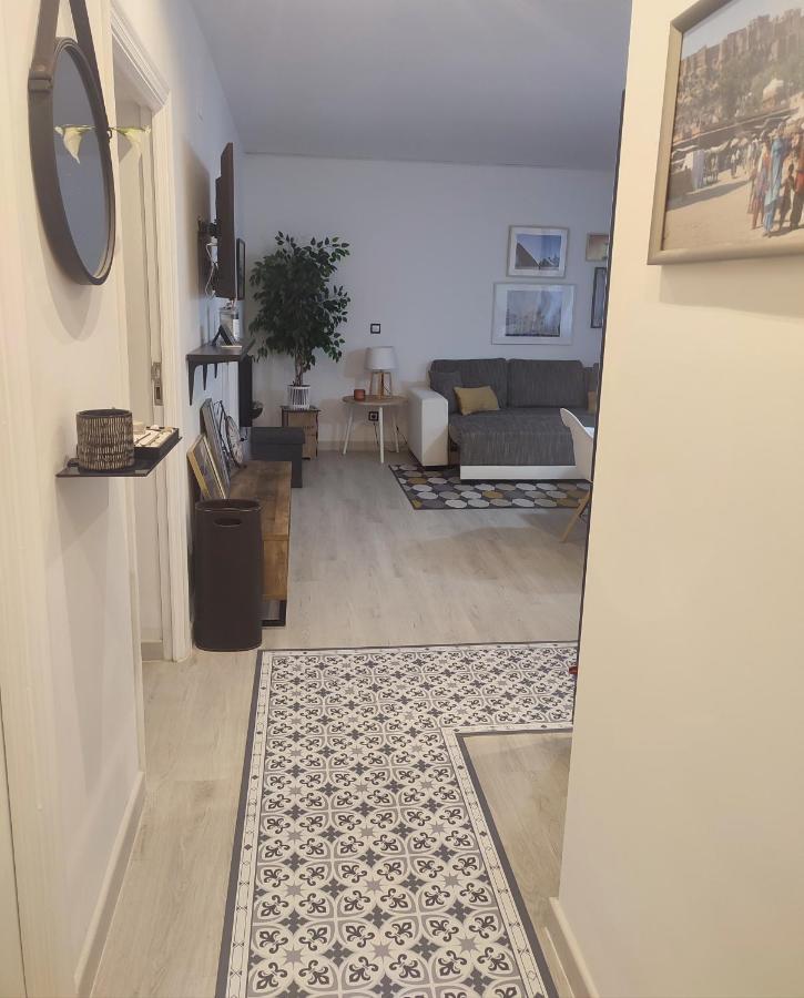 Beach Accommodation Apartment Сан Себастиан Екстериор снимка