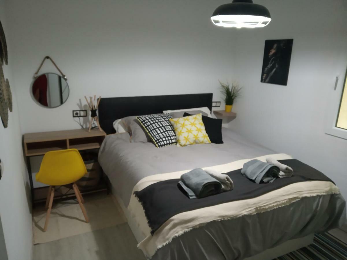 Beach Accommodation Apartment Сан Себастиан Екстериор снимка